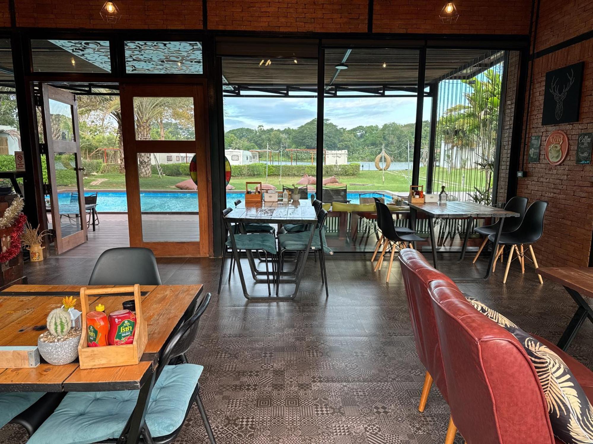 The Campster Kanchanaburi City Exteriör bild